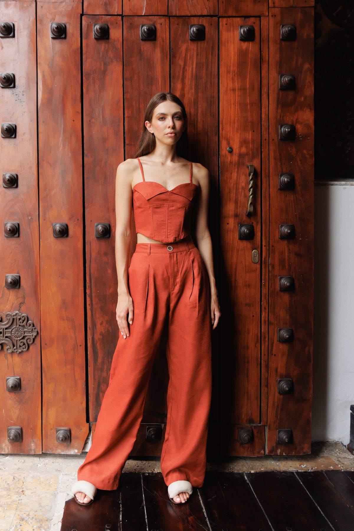 CLASSIC HIGH RISE PANTS